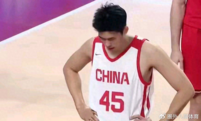 星空娱乐中国-逆转欧洲强敌!男篮小将爆砍18+14,他才是真大腿|热身赛|中国男篮|焦泊乔|庞峥麟|球队_新浪体育_新浪新闻